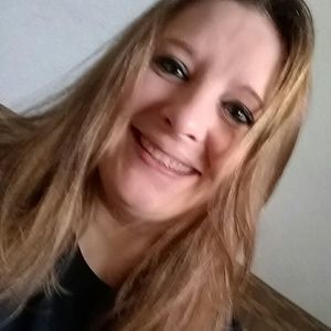 Meet your Posher, Cara